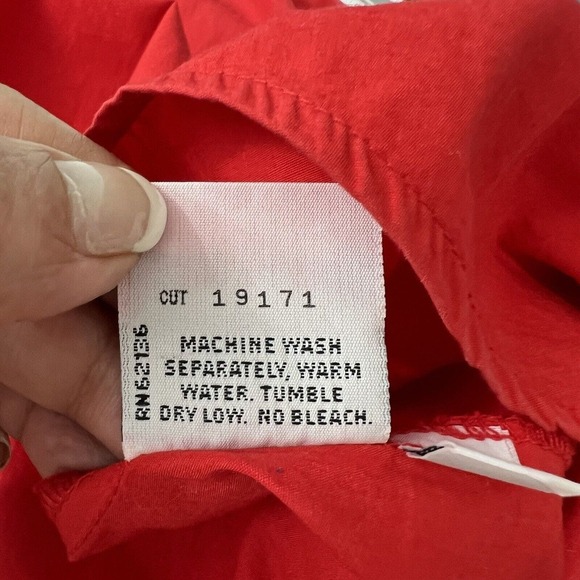 Vintage Guess By Georges Marciano Button Down Shirt Men Small Red 90’s Y2K USA - Picture 13 of 13